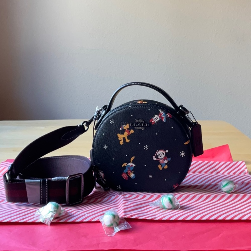 🎁 DISNEY X COACH CANTEEN CROSSBODY WITH HOLIDAY PRINT 🎁 NWT 🎁